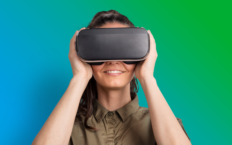 Woman trying VR