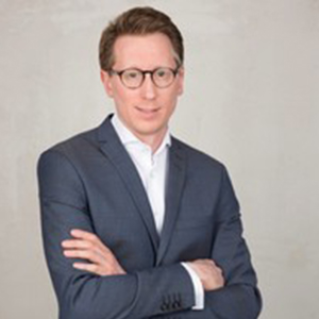 Dr. Sebastian Fuchs
